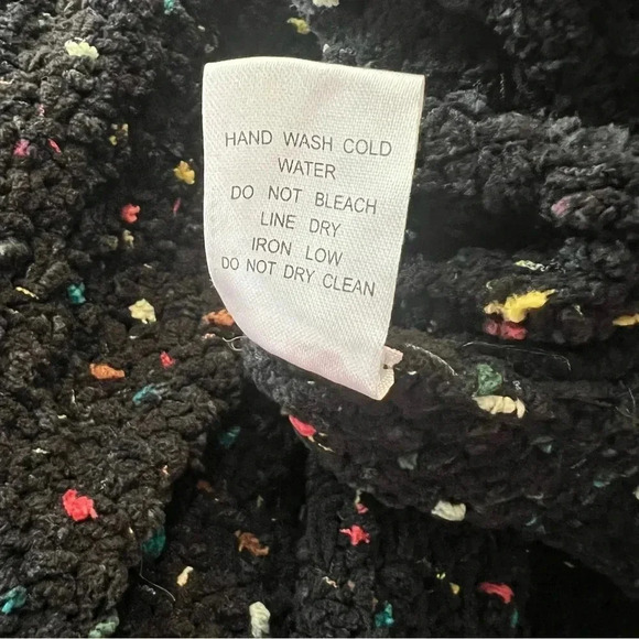 Hyfve Women’s Sweater Sz Small $5 - Picture 5 of 5